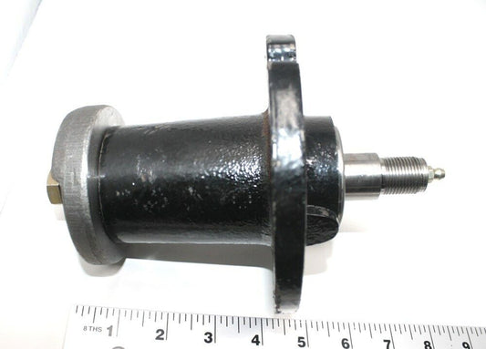 Country Clipper Spindle Assembly - 609F019A